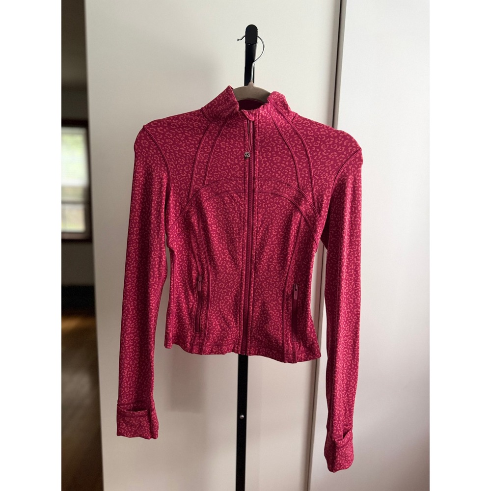 Lululemon Define Cropped Jacket *Nulu - Size 4 - Leopard Daisy Desert Magenta